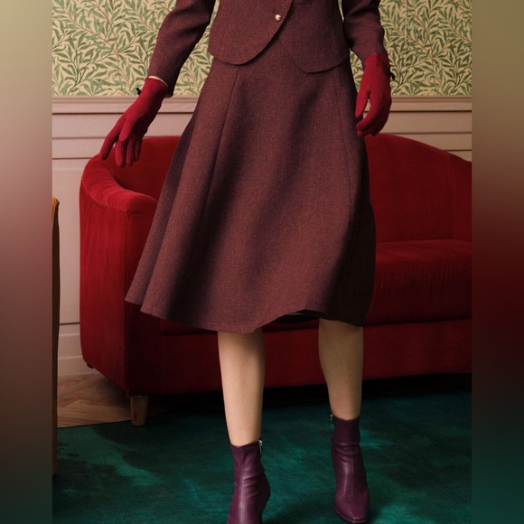 Burgundy High Waisted Tweed Skirt - Picture 2 of 7